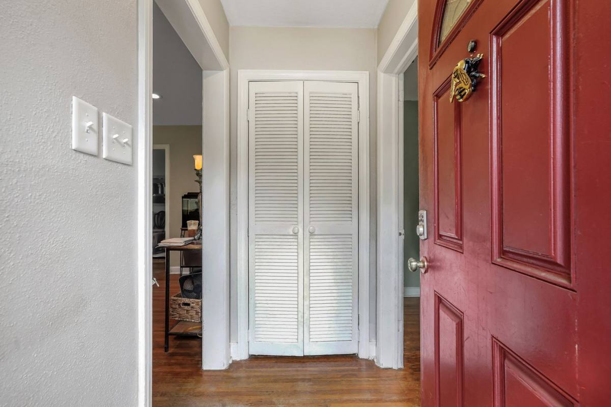 House for rent at 1506 E 55th St, Savannah, GA 31404