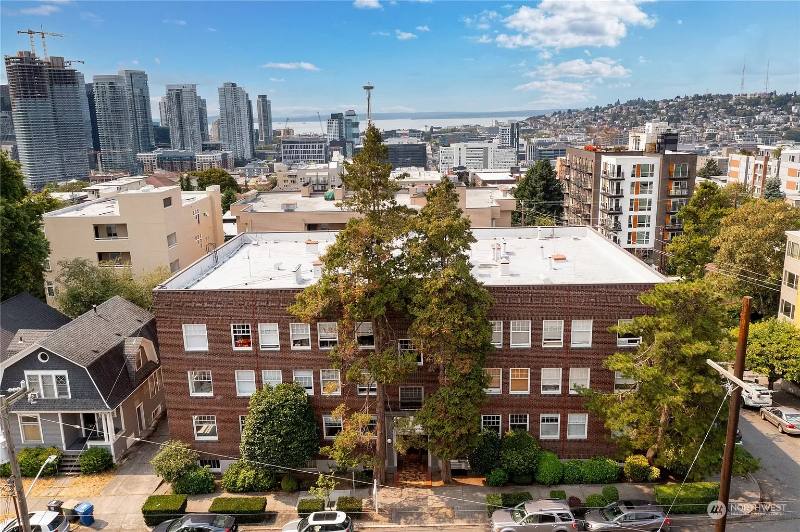 Condo for rent at 321 Boylston Ave E #308, Seattle, WA 98102