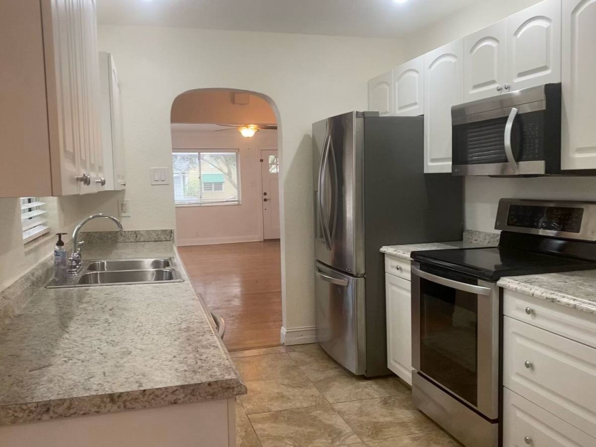 House for rent at 1444 15th St N, Saint Petersburg, FL 33704