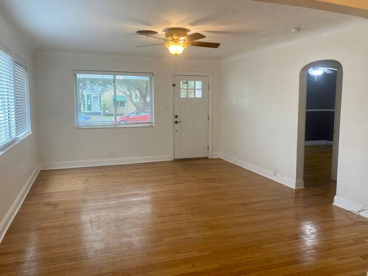 House for rent at 1444 15th St N, Saint Petersburg, FL 33704