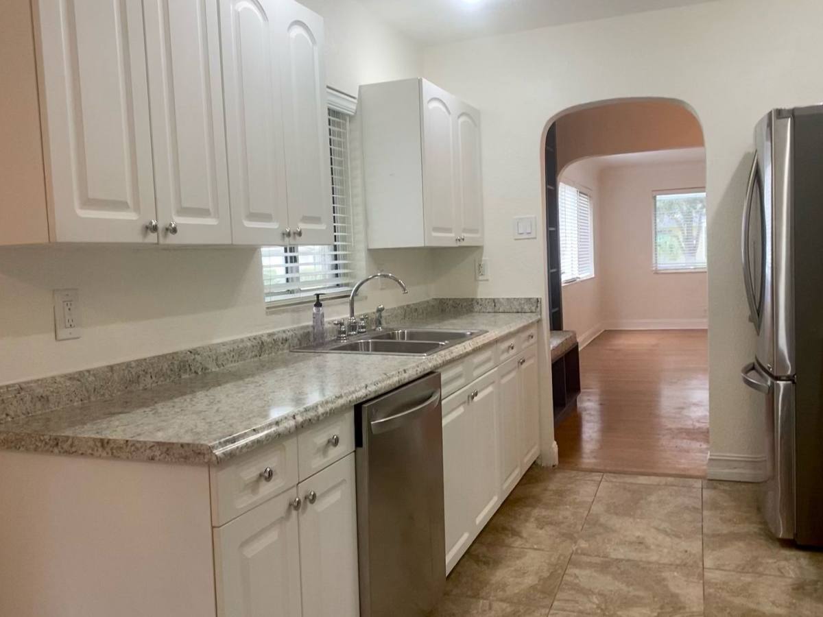 House for rent at 1444 15th St N, Saint Petersburg, FL 33704