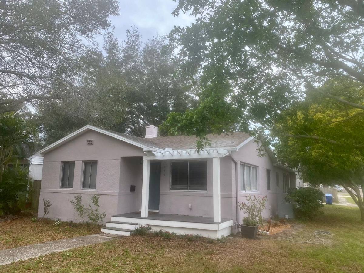 House for rent at 1444 15th St N, Saint Petersburg, FL 33704