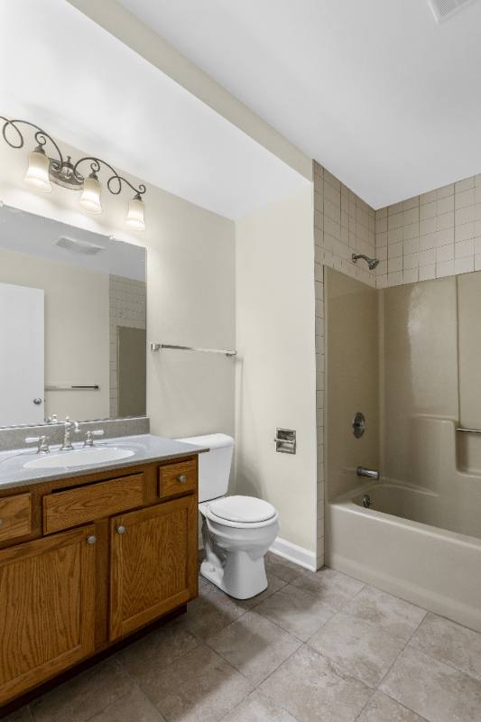 Apartment for rent at 4 Horizon View Dr #3, East Greenbush, NY 12061