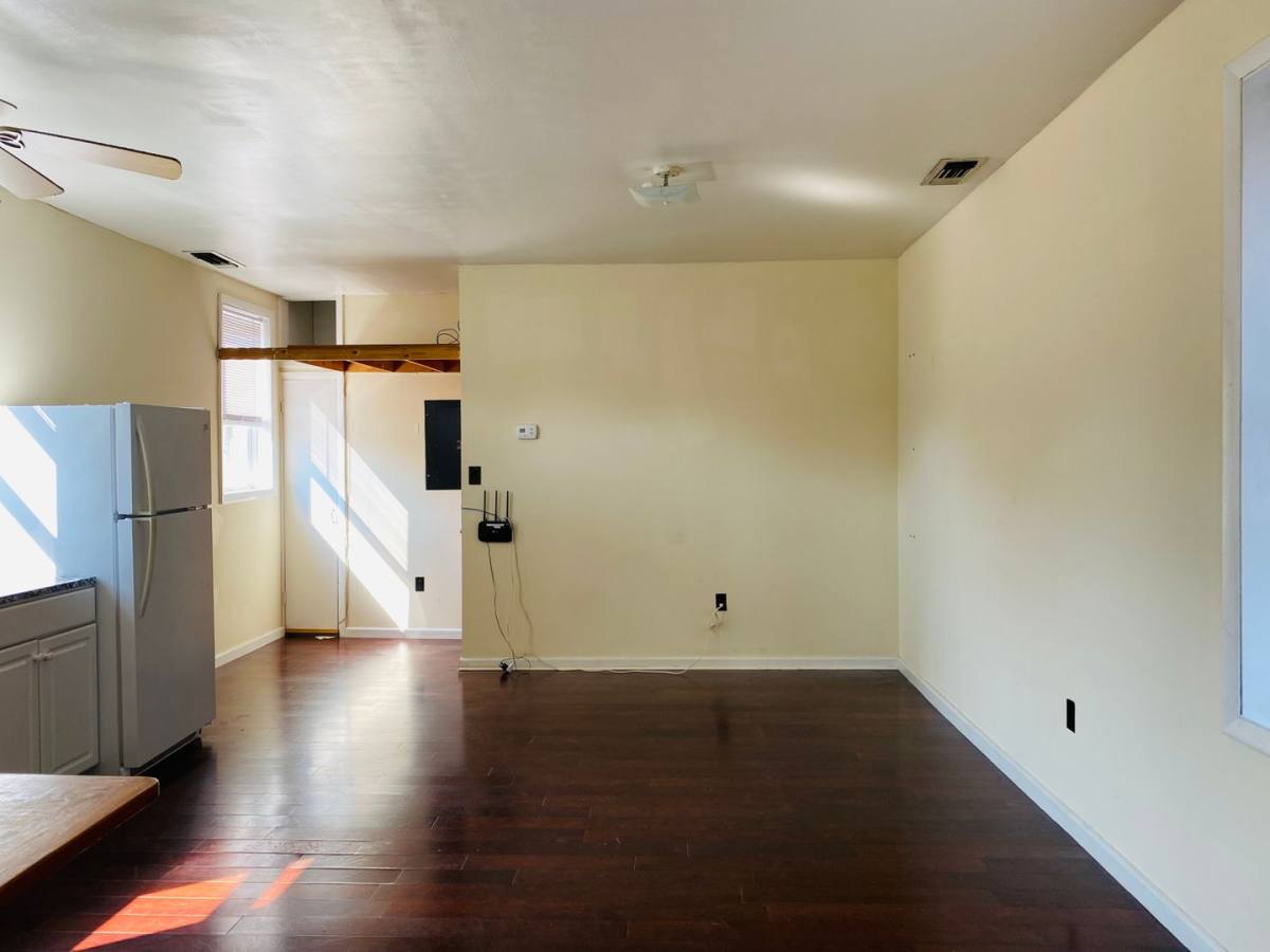 Apartment for rent at 1529 W Cary St, Richmond, VA 23220