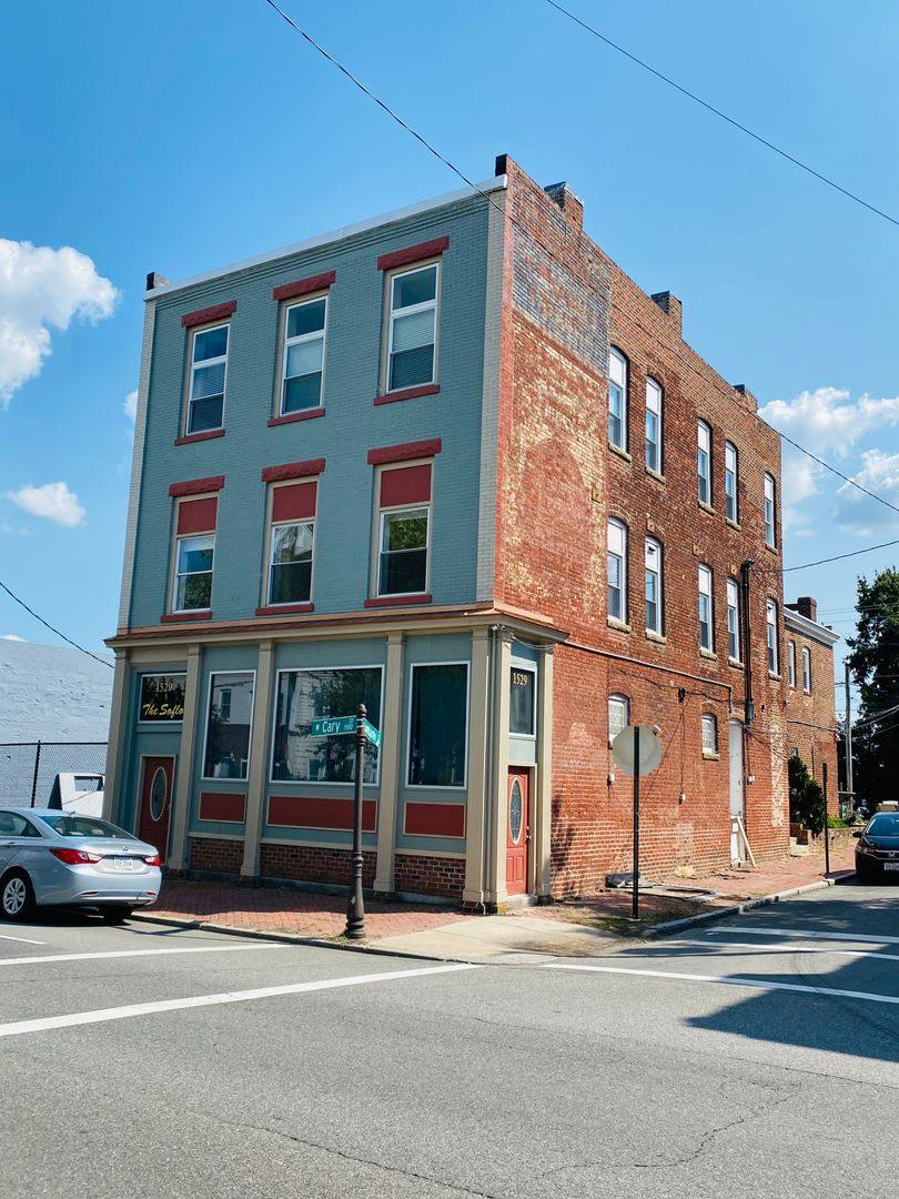 Apartment for rent at 1529 W Cary St, Richmond, VA 23220