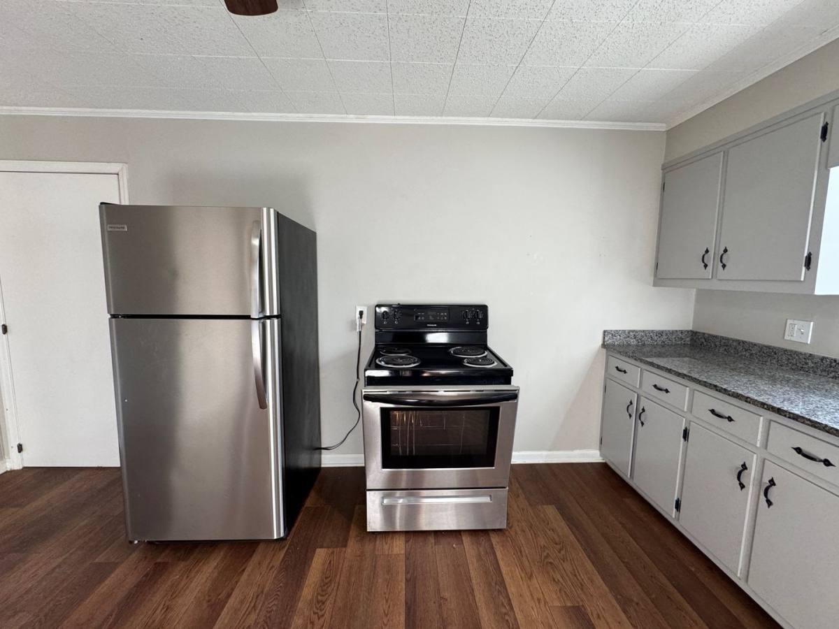 Apartment for rent at 331 Gashes Creek Rd, Asheville, NC 28803