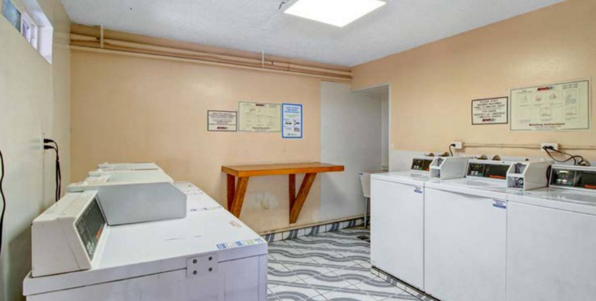 Apartment for rent at 1520 W Carson St, Torrance, CA 90501