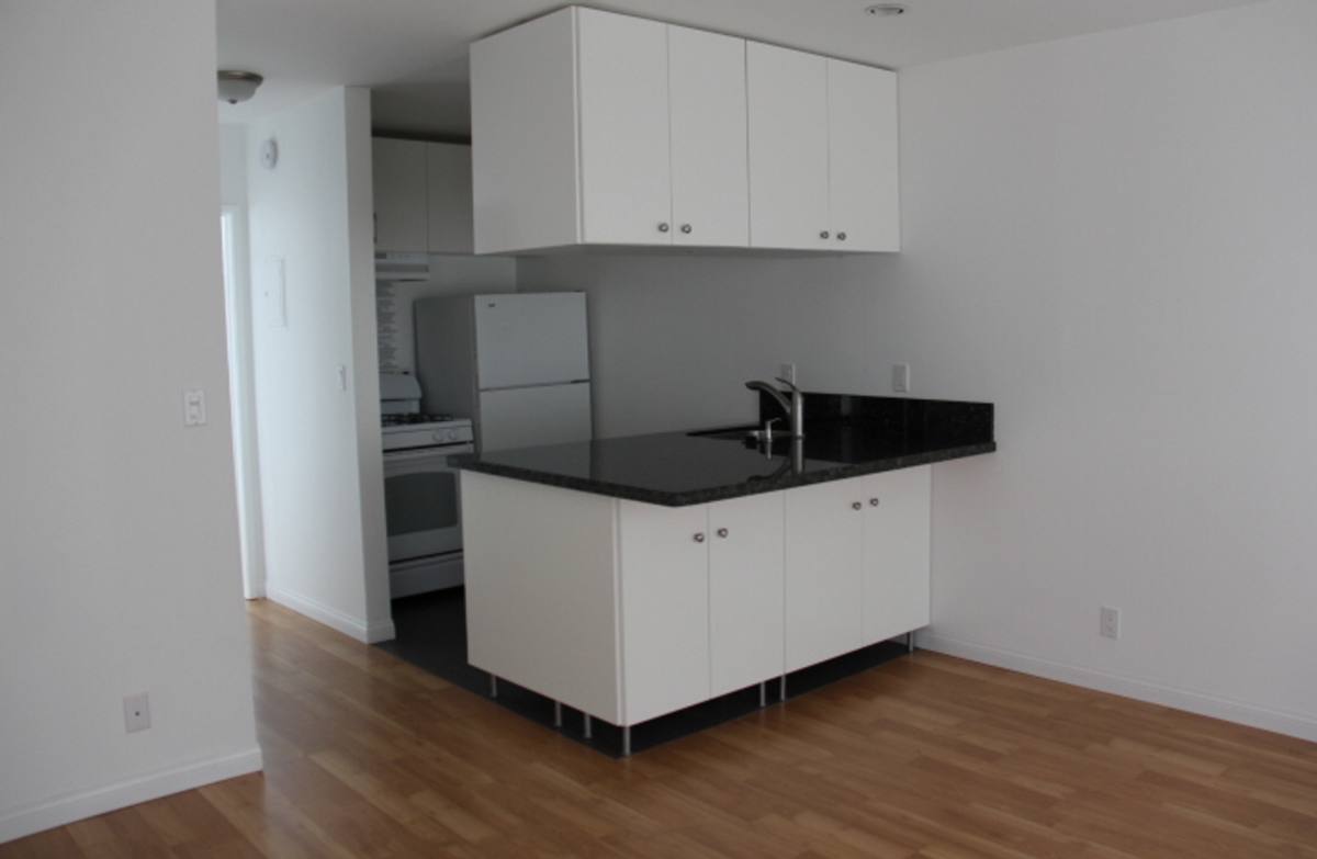 Apartment for rent at 1520 W Carson St, Torrance, CA 90501