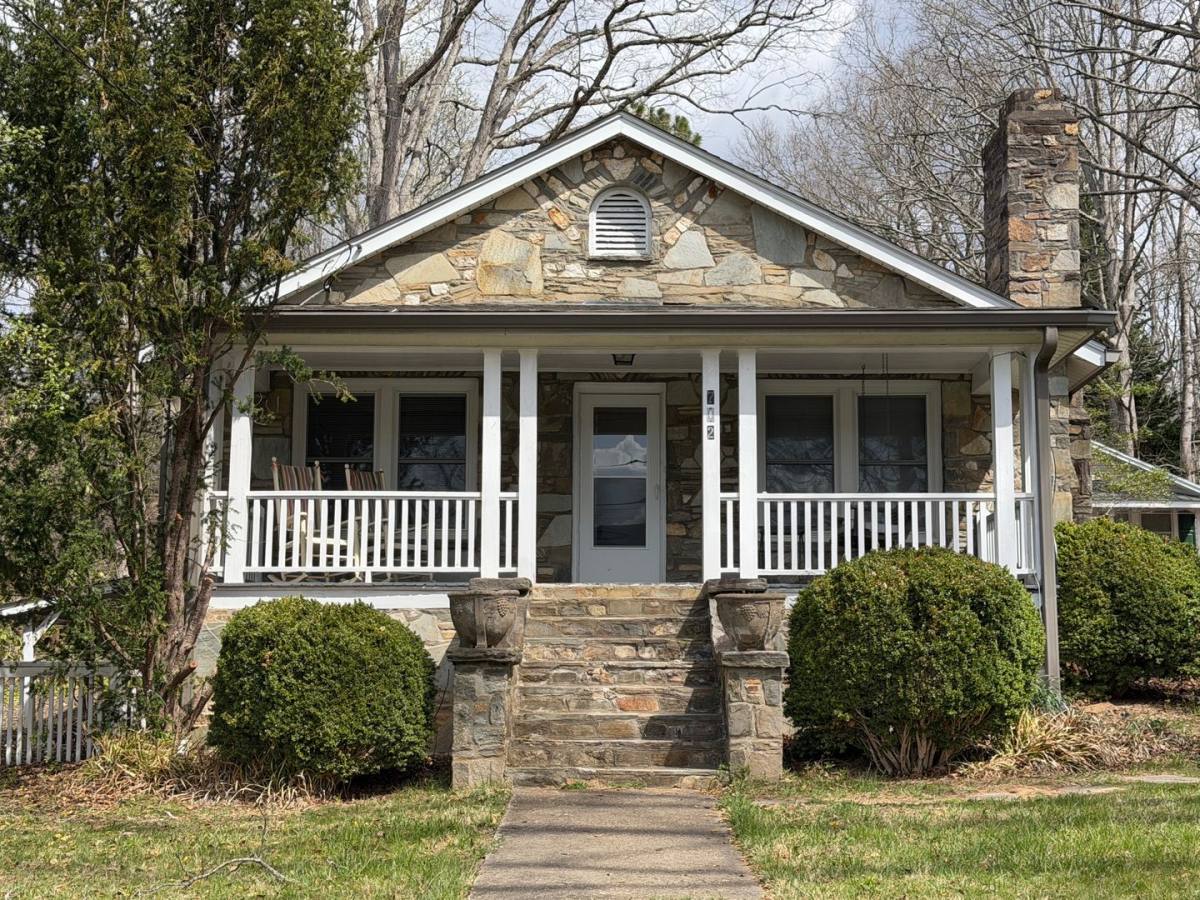 Apartment for rent at 9th St, Black Mountain, NC 28711