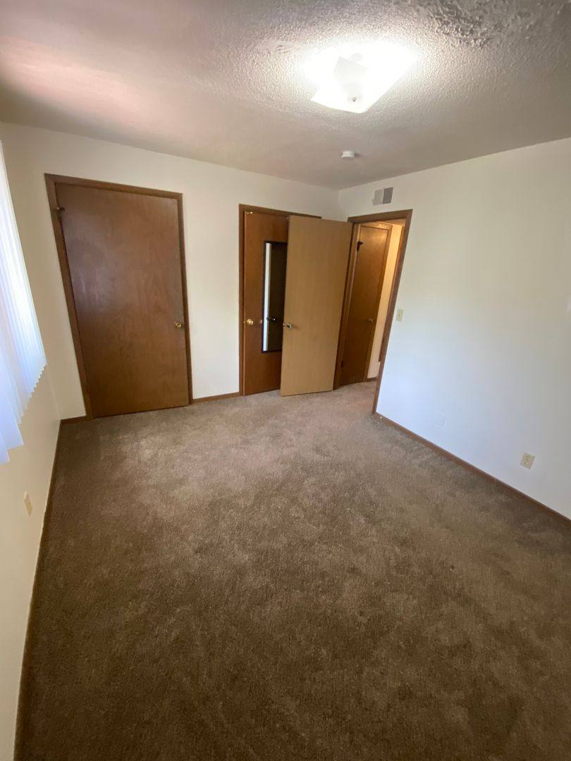 Apartment for rent at 1955 G St, Lincoln, NE 68510