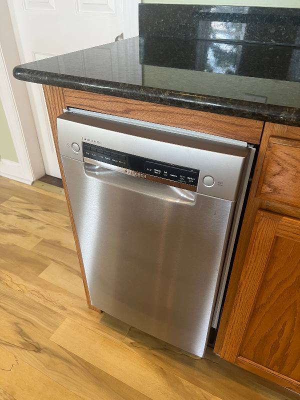 Apartment for rent at 81-83 America St #2R, Providence, RI 02903