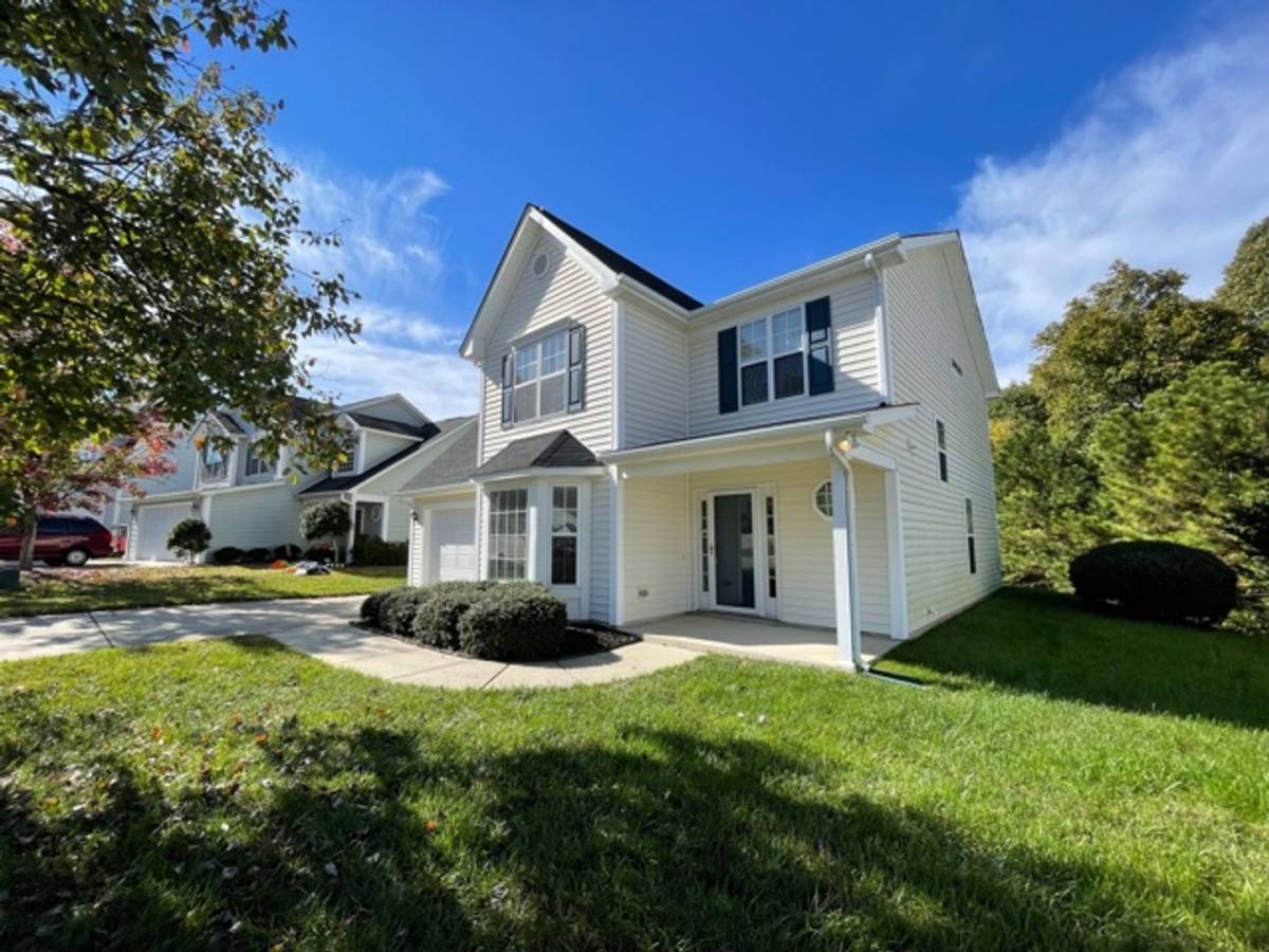 House for rent at 433 Holly Thorn Trace, Holly Springs, NC 27540