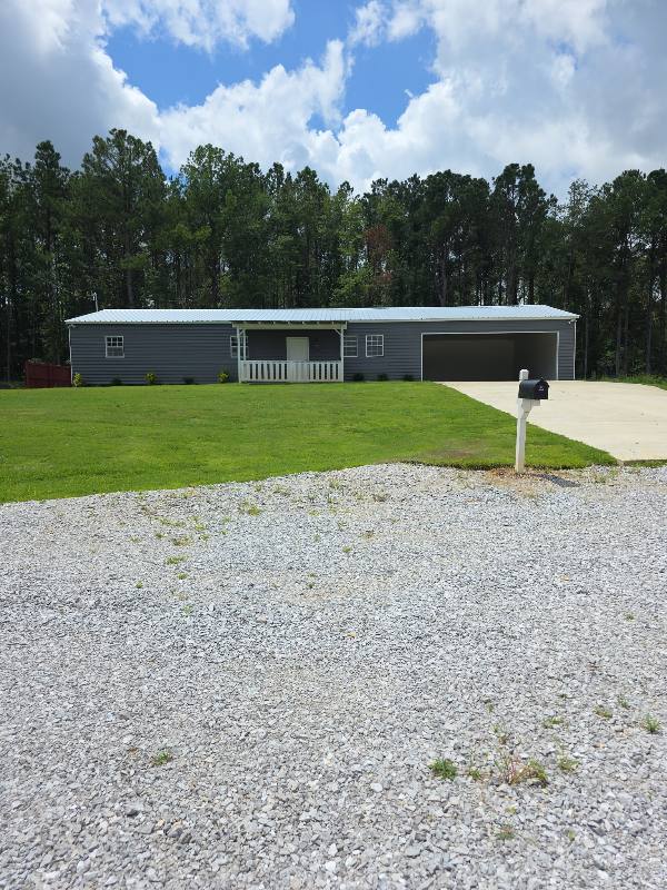House for rent at 16476 Rumulus Rd, Buhl, AL 35446
