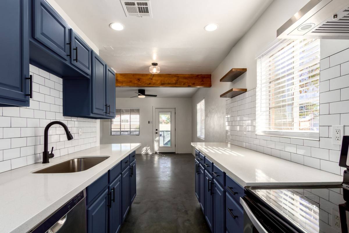 Apartment for rent at 2452 E Amelia Ave, Phoenix, AZ 85016