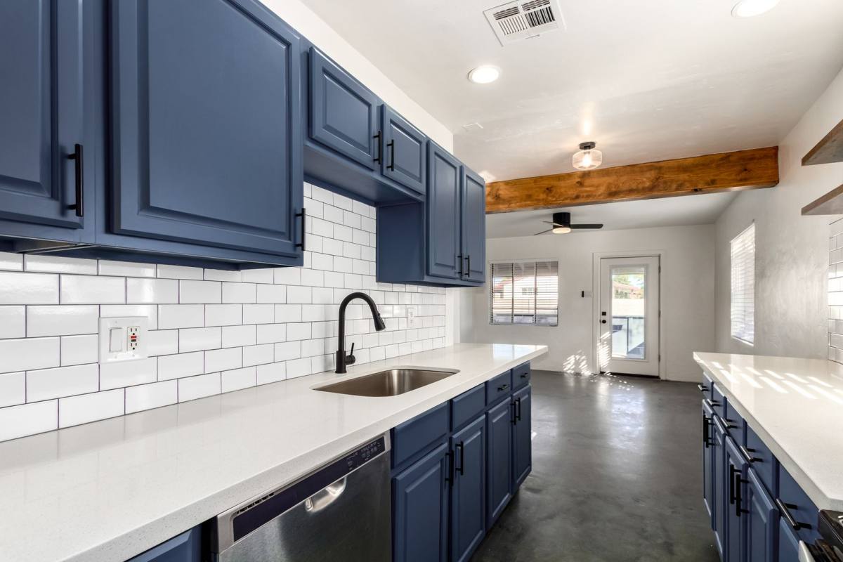 Apartment for rent at 2452 E Amelia Ave, Phoenix, AZ 85016