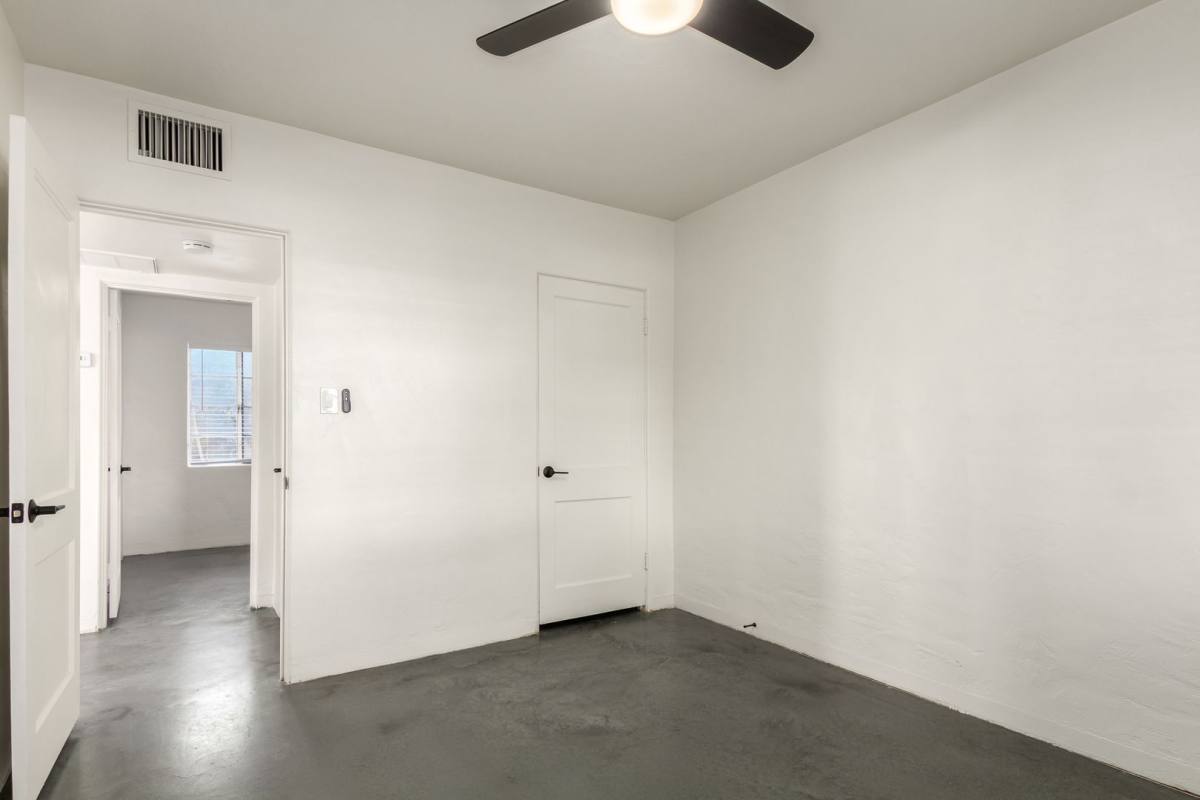 Apartment for rent at 2452 E Amelia Ave, Phoenix, AZ 85016
