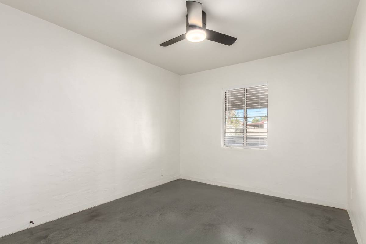 Apartment for rent at 2452 E Amelia Ave, Phoenix, AZ 85016