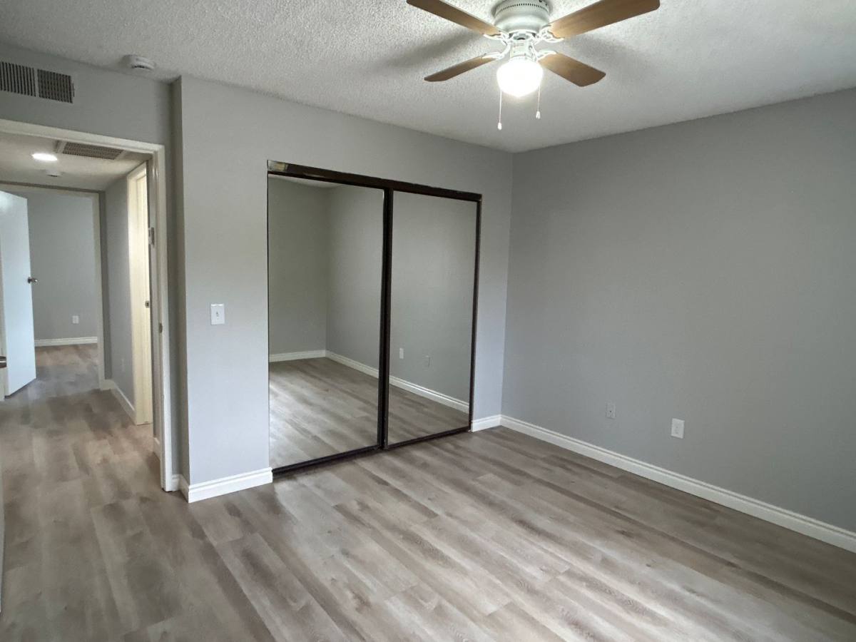 Apartment for rent at 309 E Elk Ave, Glendale, CA 91205