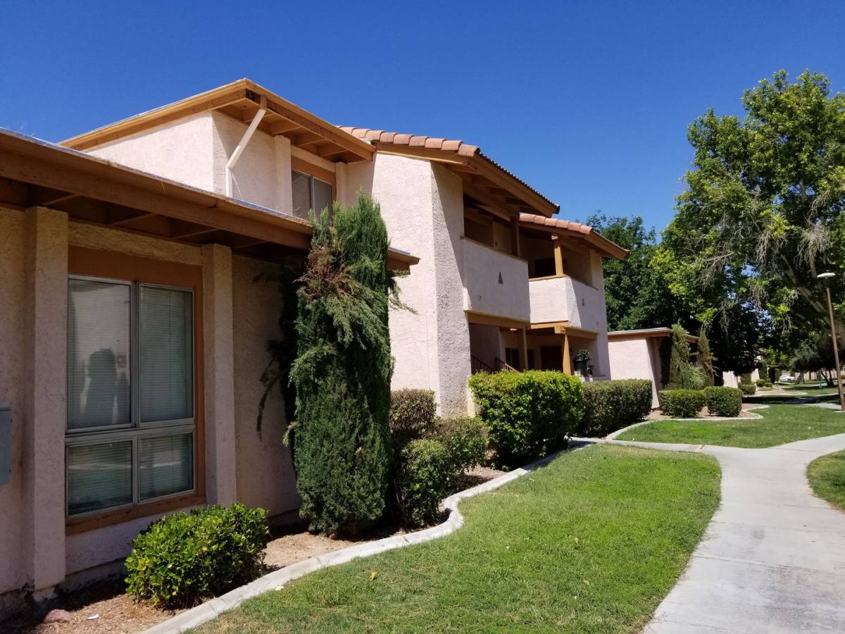 Condo for rent at 1515 E Reno Ave, Las Vegas, NV 89119