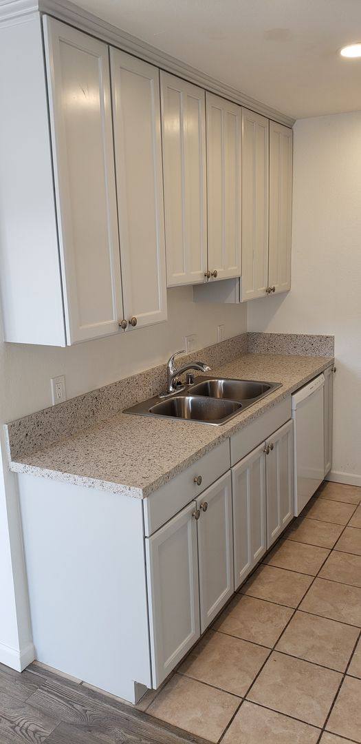 House for rent at 8150 Lemon Ave, La Mesa, CA 91941