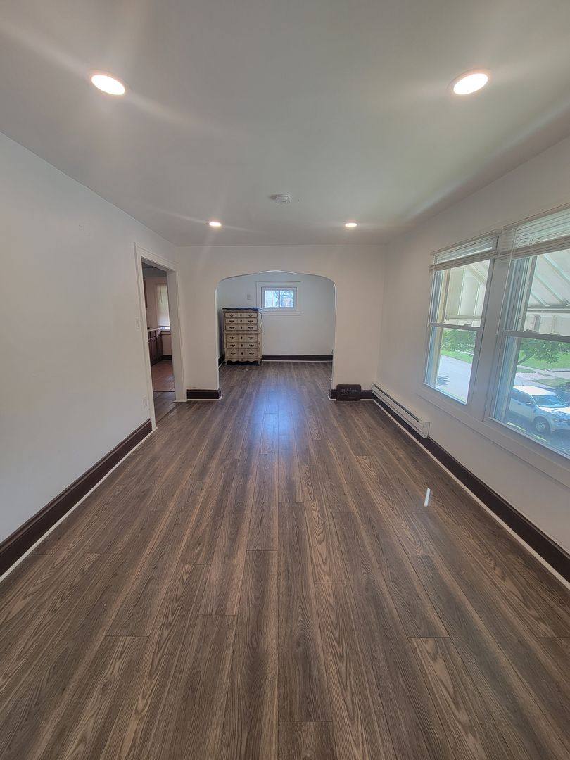 Apartment for rent at 1185 E 167th St, Cleveland, OH 44110