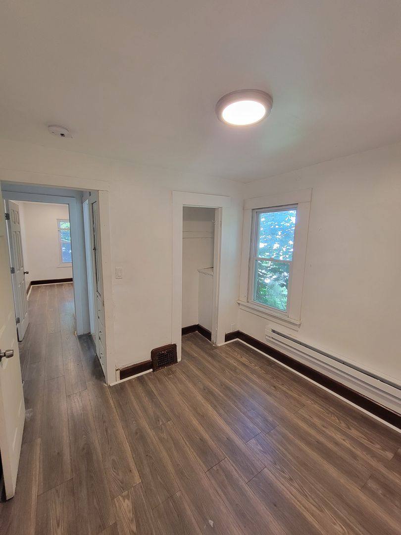 Apartment for rent at 1185 E 167th St, Cleveland, OH 44110