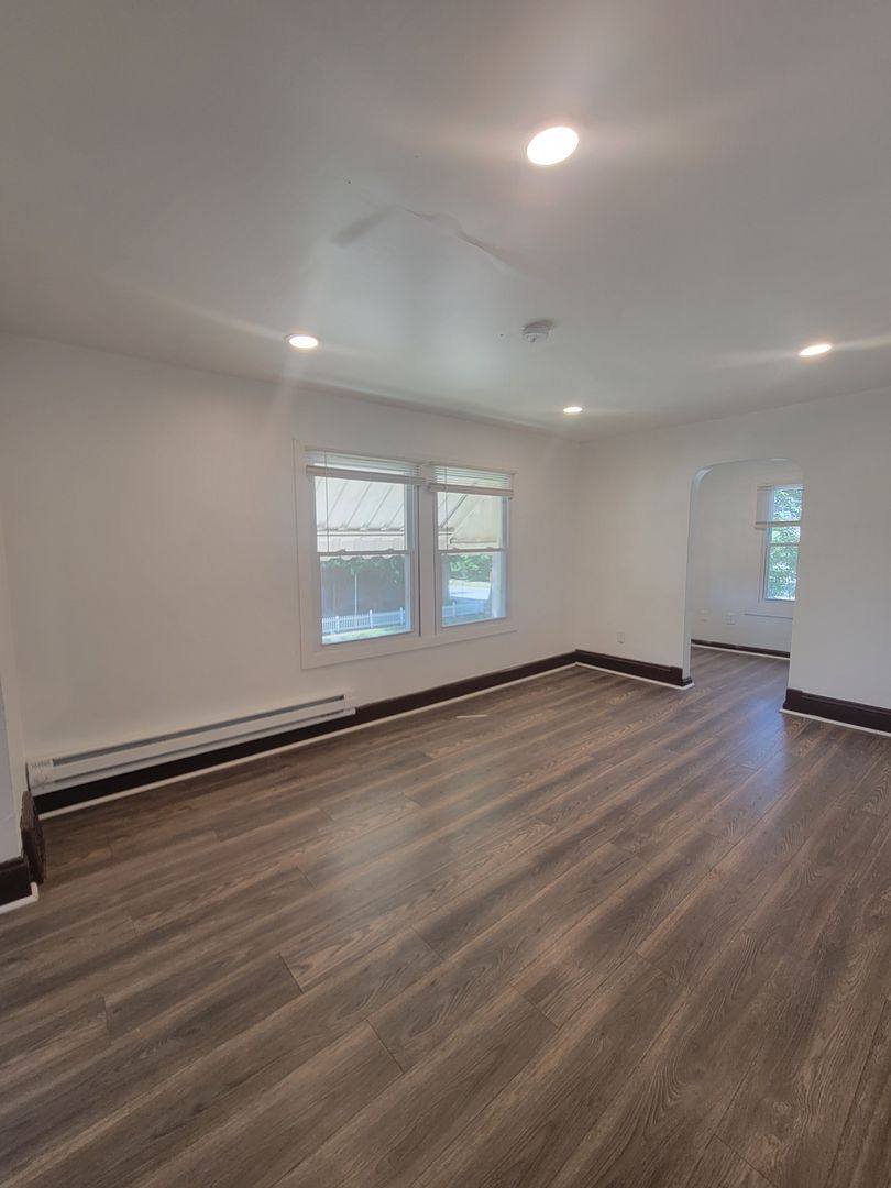 Apartment for rent at 1185 E 167th St, Cleveland, OH 44110