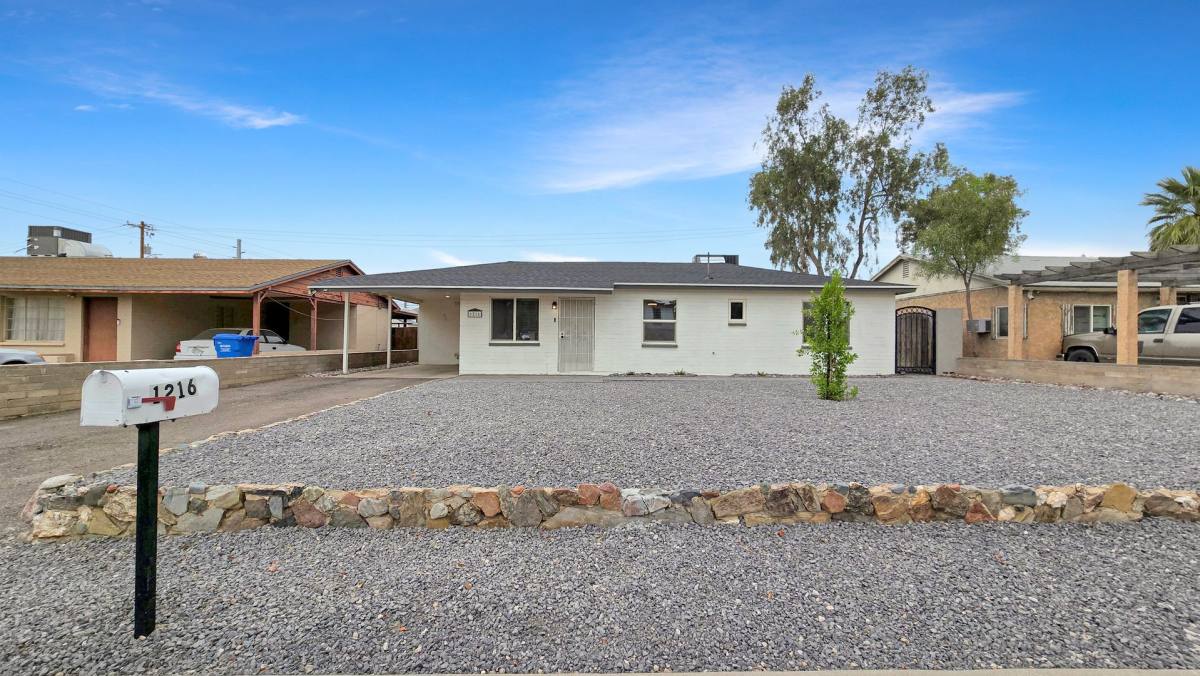 House for rent at 1216 E Desert Park Lane, Phoenix, AZ 85020