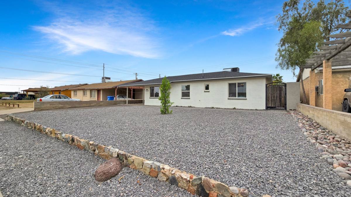 House for rent at 1216 E Desert Park Lane, Phoenix, AZ 85020