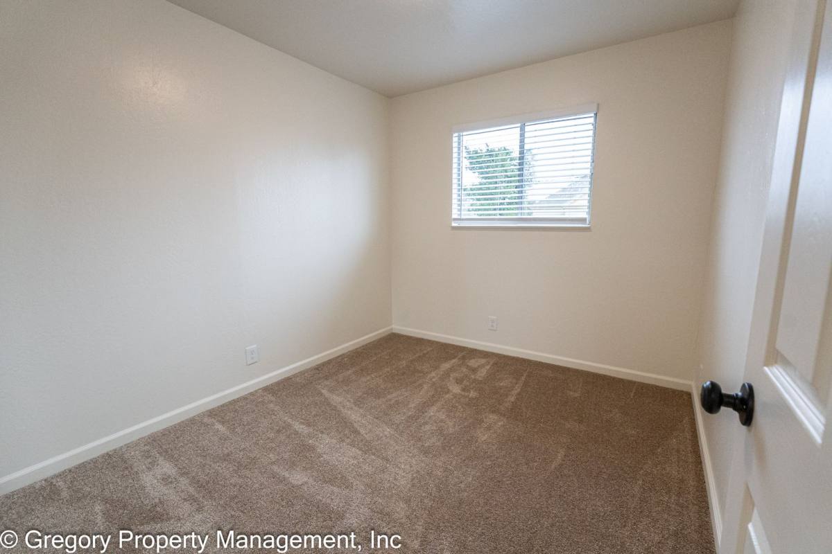 Apartment for rent at 1525 Schiller St, Alameda, CA 94501