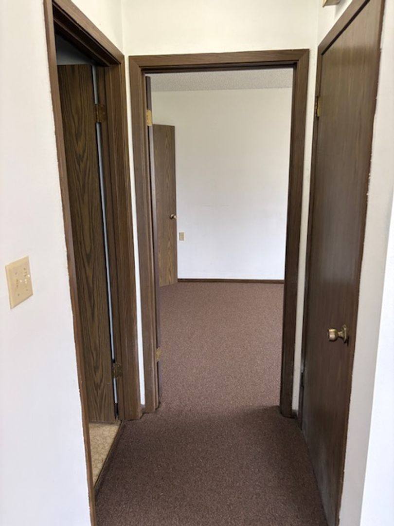 Apartment for rent at 209 Estelle St, Dysart, IA 52224