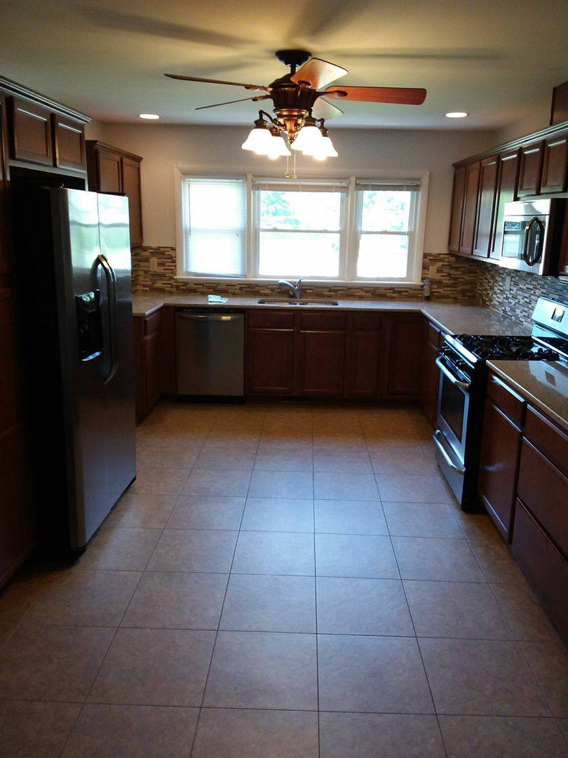 Apartment for rent at 1606 W Healey, Champaign, IL 61821