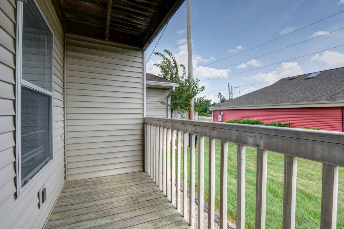 Apartment for rent at 1202 Wesley Ave, Savoy, IL 61874