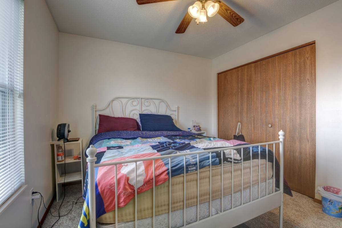 Apartment for rent at 1202 Wesley Ave, Savoy, IL 61874