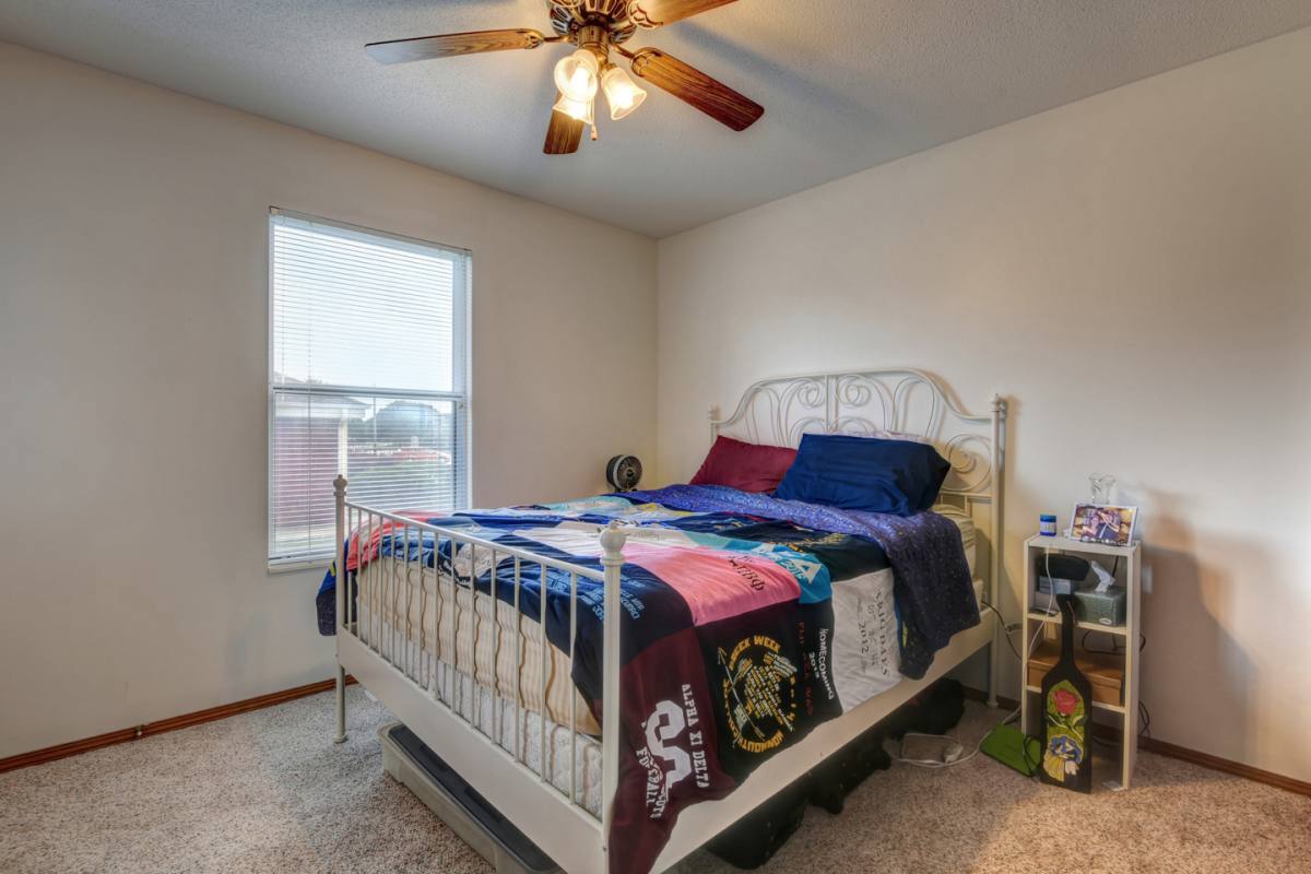Apartment for rent at 1202 Wesley Ave, Savoy, IL 61874