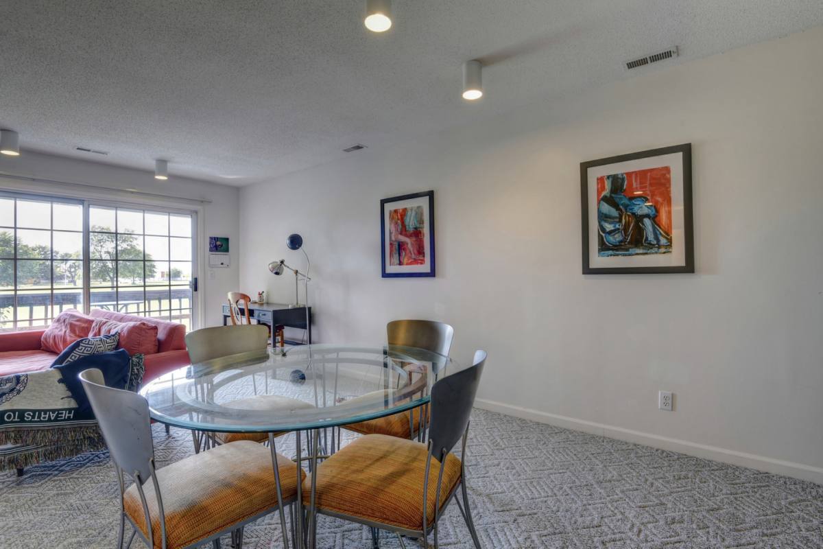 Apartment for rent at 1203 Wesley Ave, Savoy, IL 61874