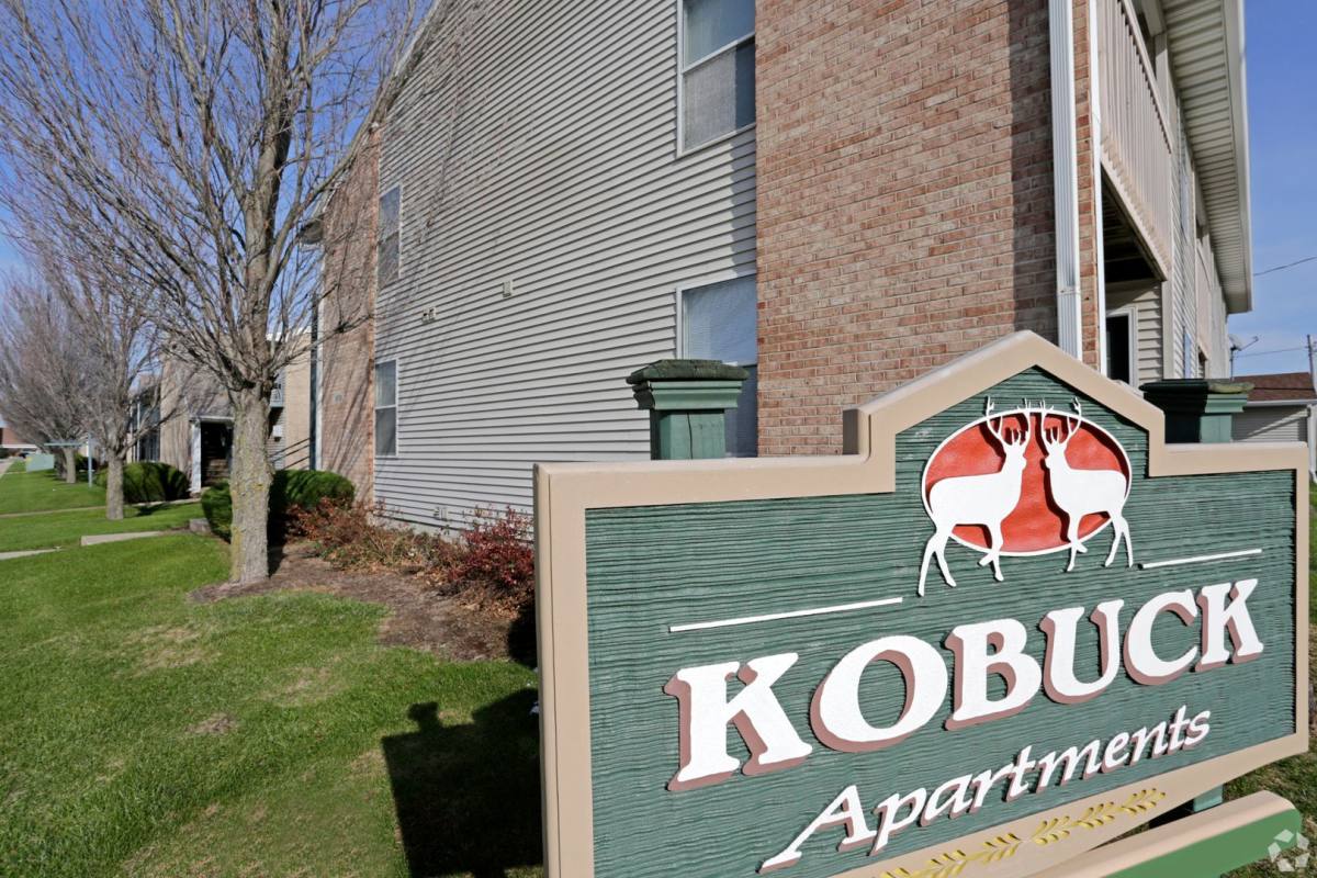 Apartment for rent at 1204 Wesley Ave, Savoy, IL 61874