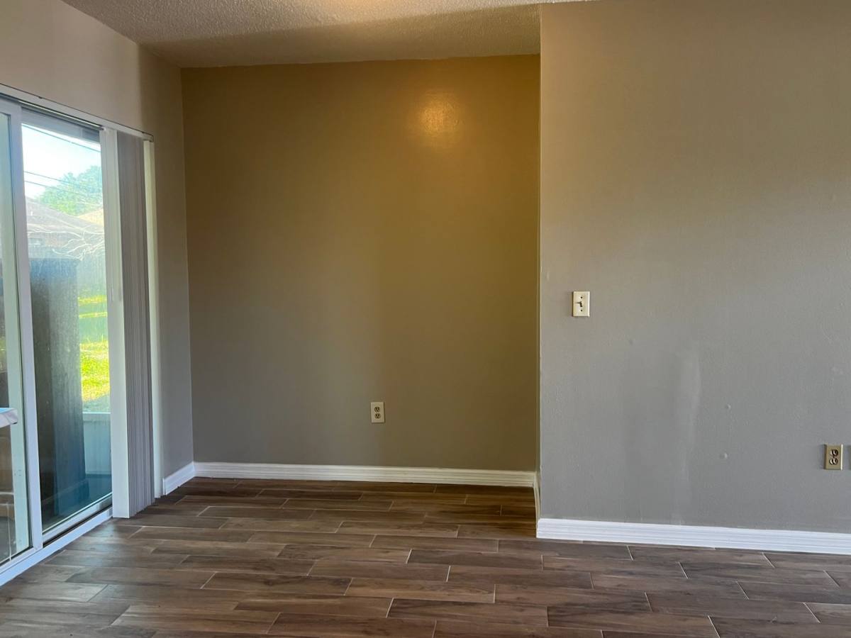 House for rent at 556 Briarwood Rd, Venice, FL 34293