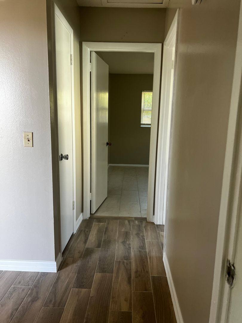 House for rent at 556 Briarwood Rd, Venice, FL 34293