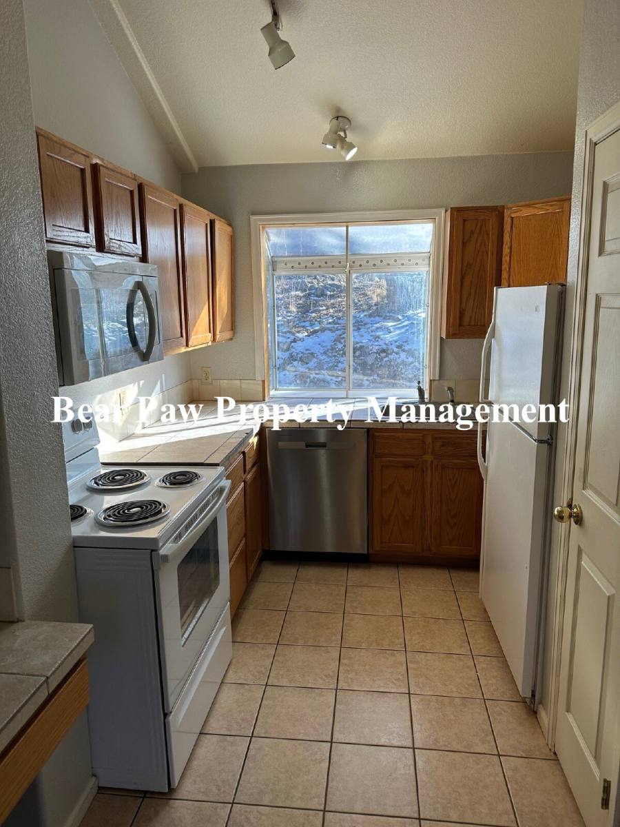 Townhouse for rent at 34772 Whispering Pines Trail, Pine, CO 80470