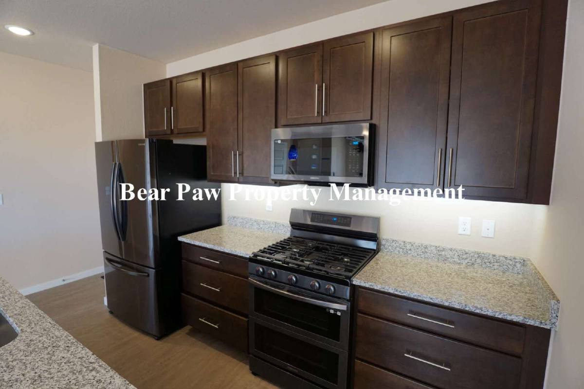 Townhouse for rent at 4005 S Teller St, Denver, CO 80235