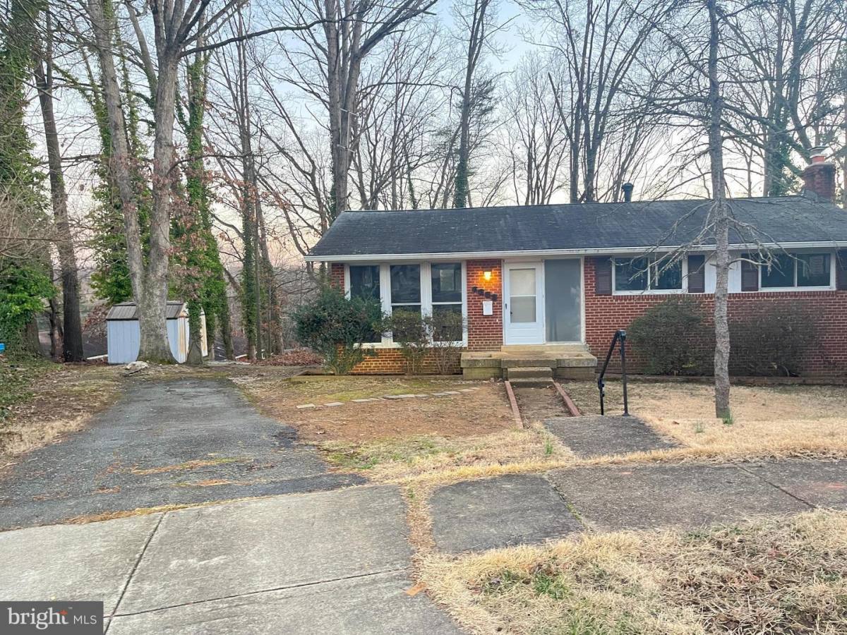 House for rent at 6323 Fenton Court, Alexandria, VA 22312