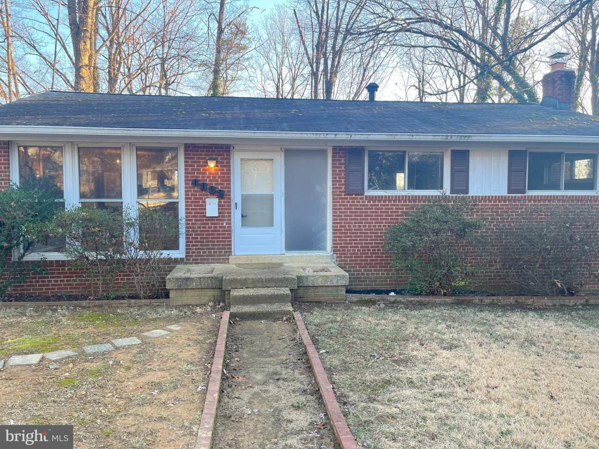 House for rent at 6323 Fenton Court, Alexandria, VA 22312