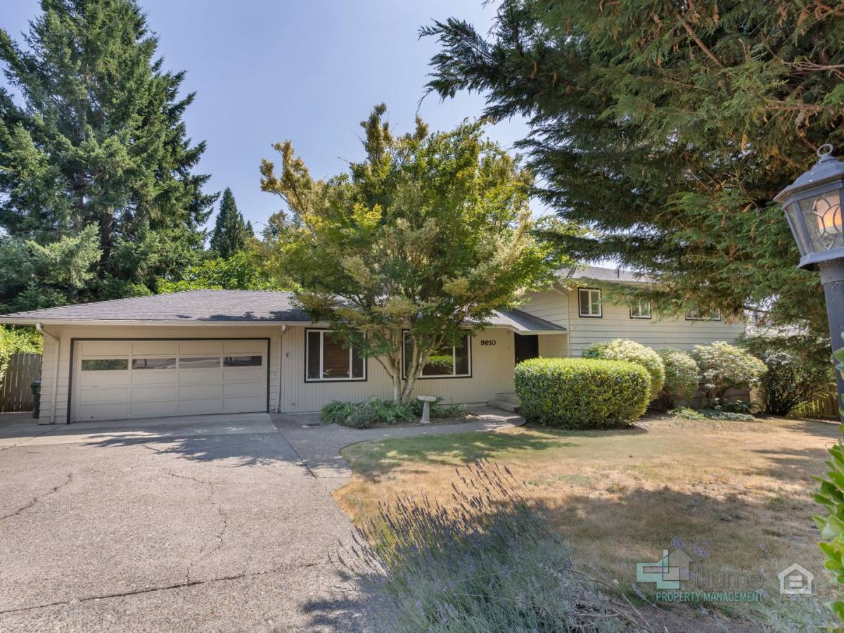 House for rent at 9610 SW Washington Place, Portland, OR 97225