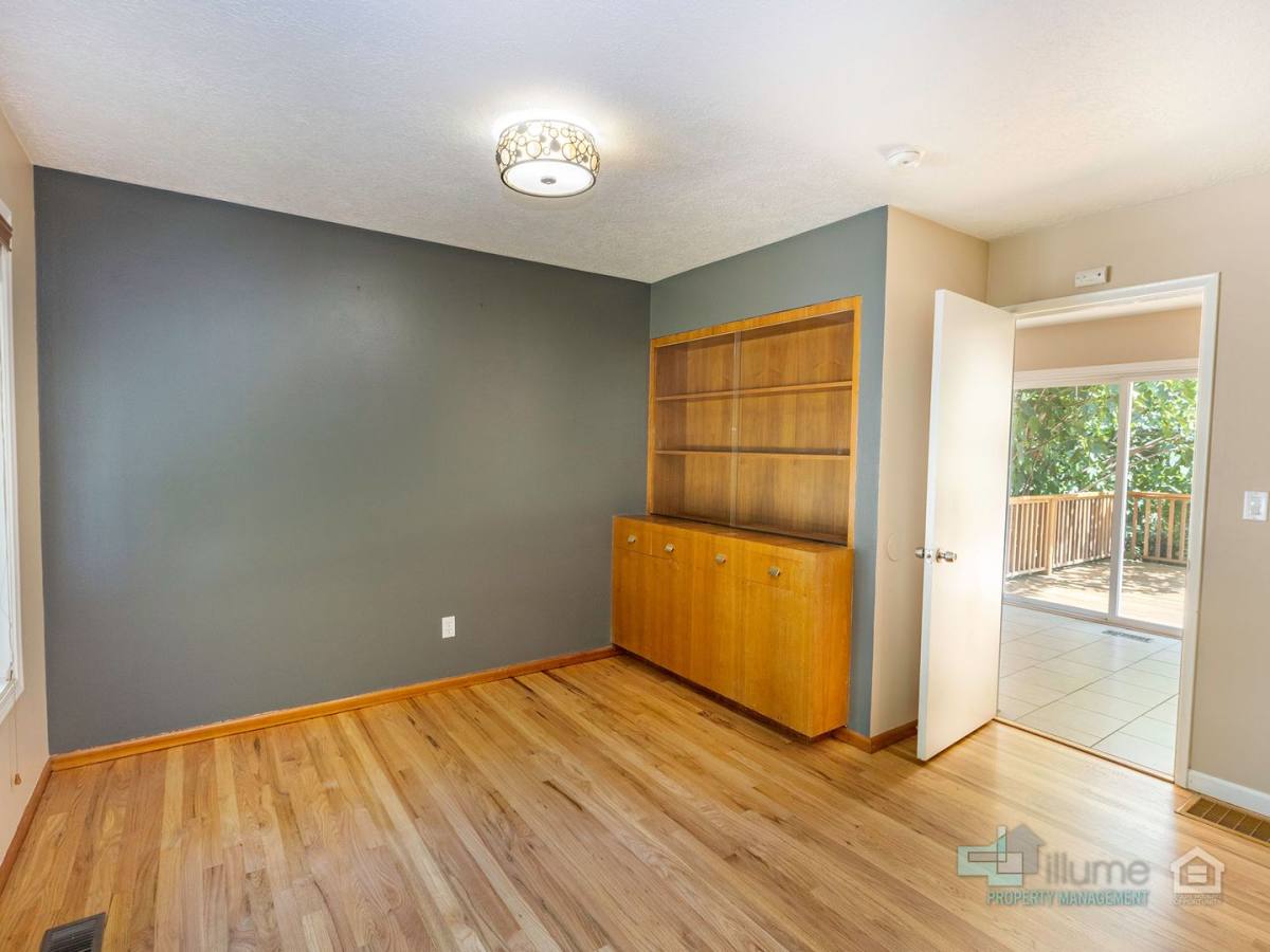 House for rent at 9610 SW Washington Place, Portland, OR 97225