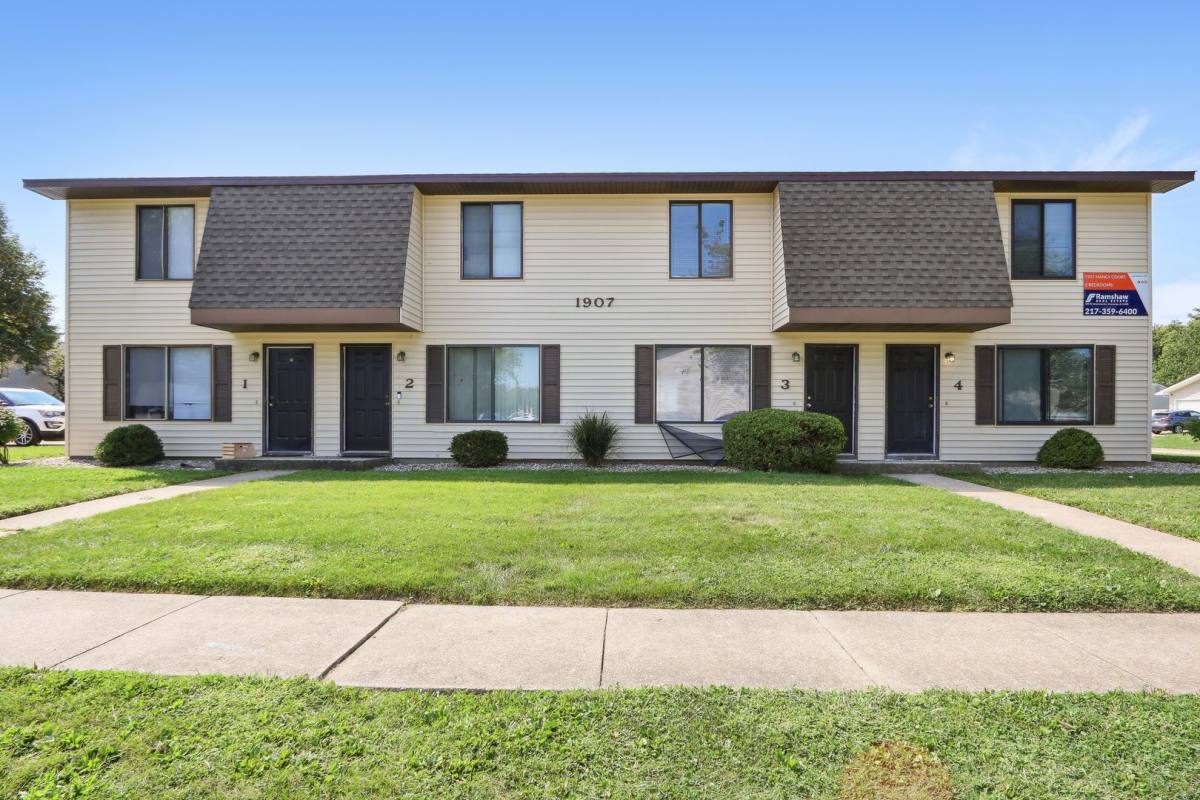 Apartment for rent at 1907 Nancy Court, Champaign, IL 61822