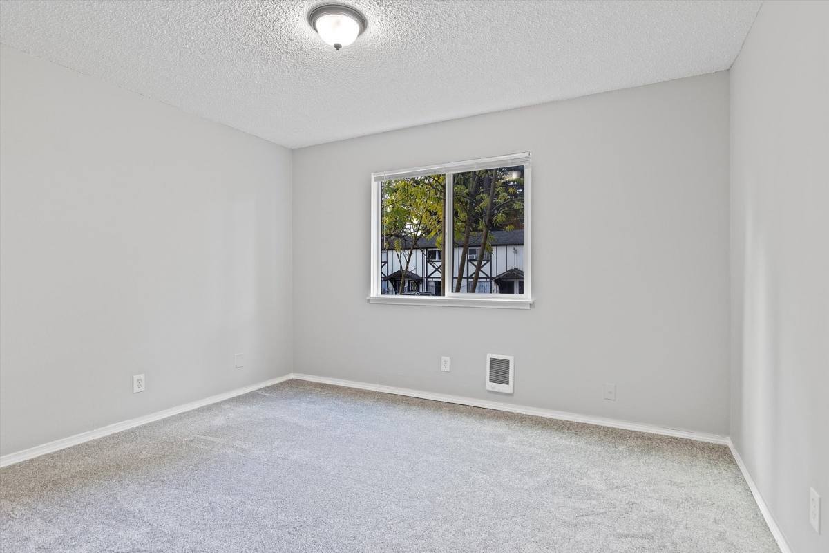 Apartment for rent at 13801-13865 SE Stark, Portland, OR 97233