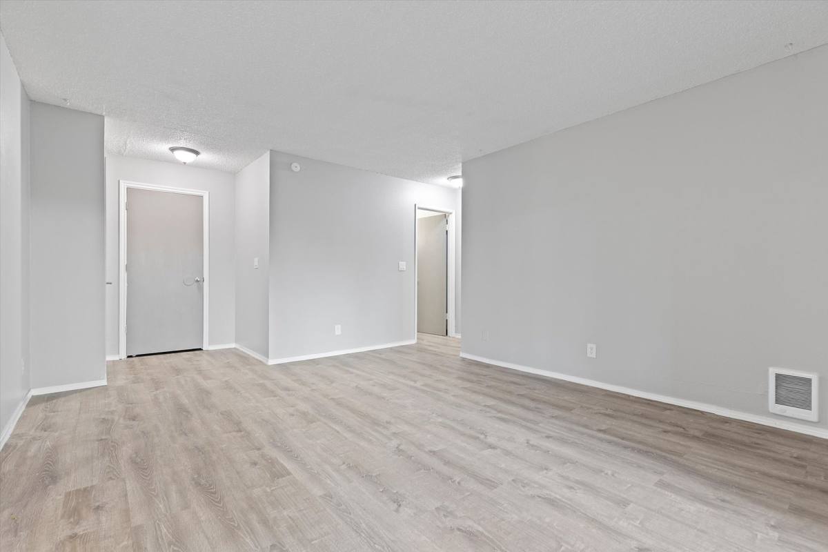 Apartment for rent at 13801-13865 SE Stark, Portland, OR 97233