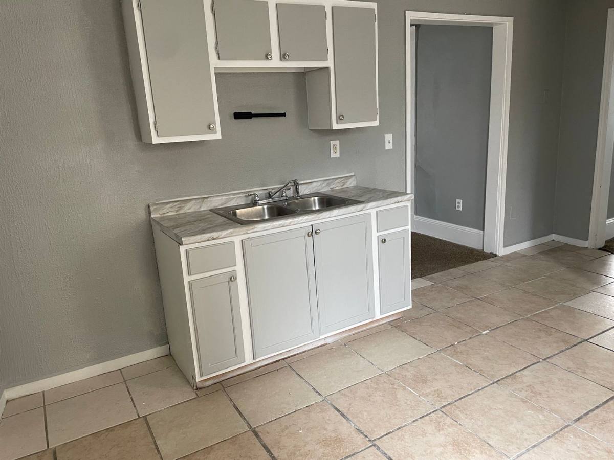 House for rent at 7411 Brinsmade, Cleveland, OH 44102