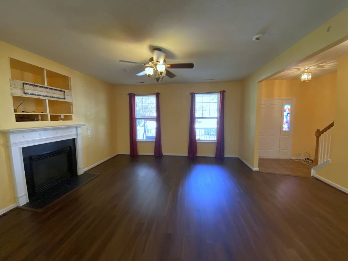 House for rent at 217 W Gilbert St Hw, Hampton, VA 23669
